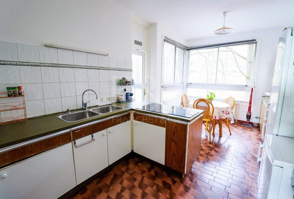 APPARTEMENT T4 A VENDRE - STE FOY LES LYON - 101,06 m2 - 400000 €