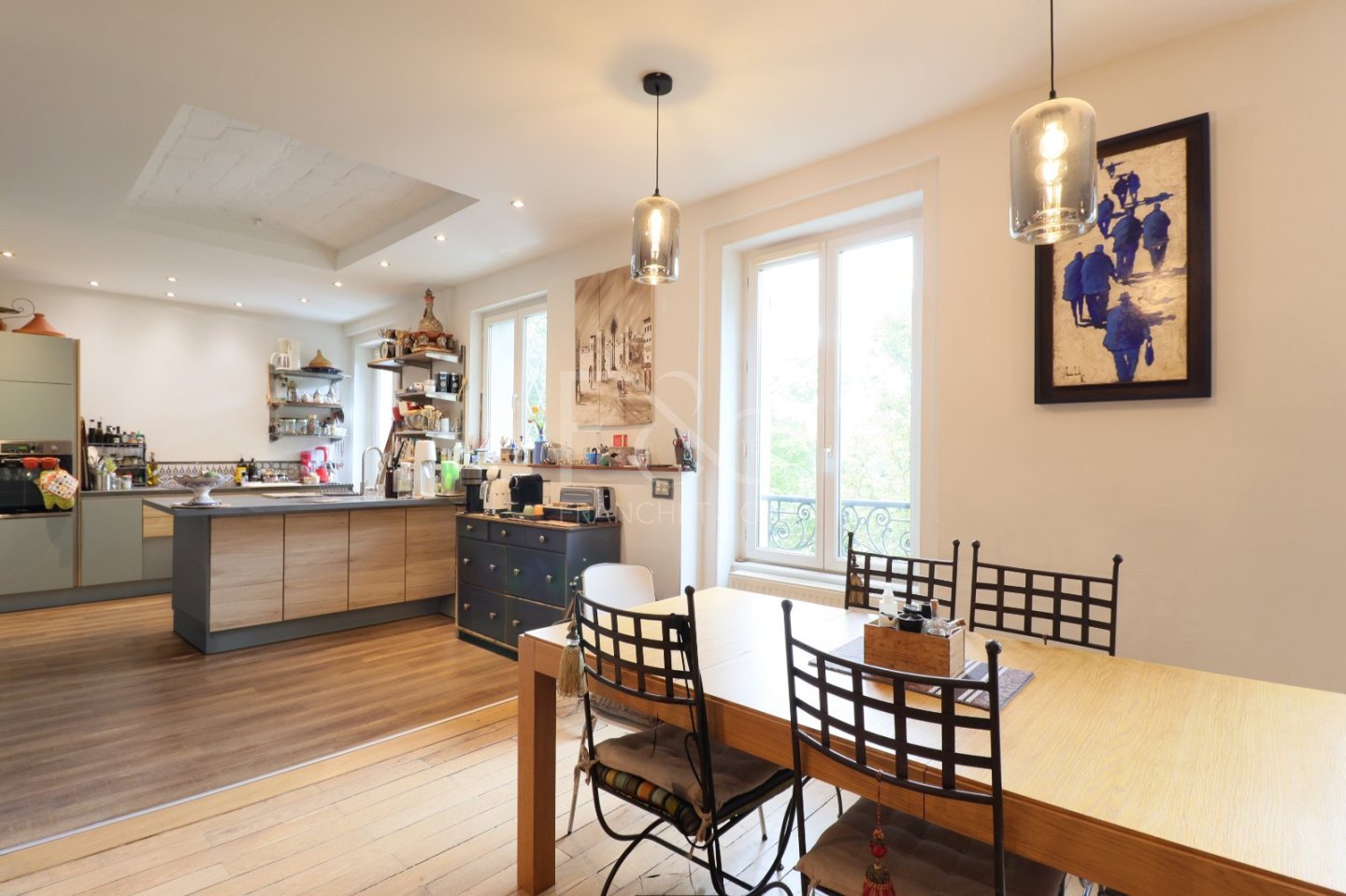 Caluire-et-Cuire  -  Duplex de 196m2 avec vue sur le Rhône