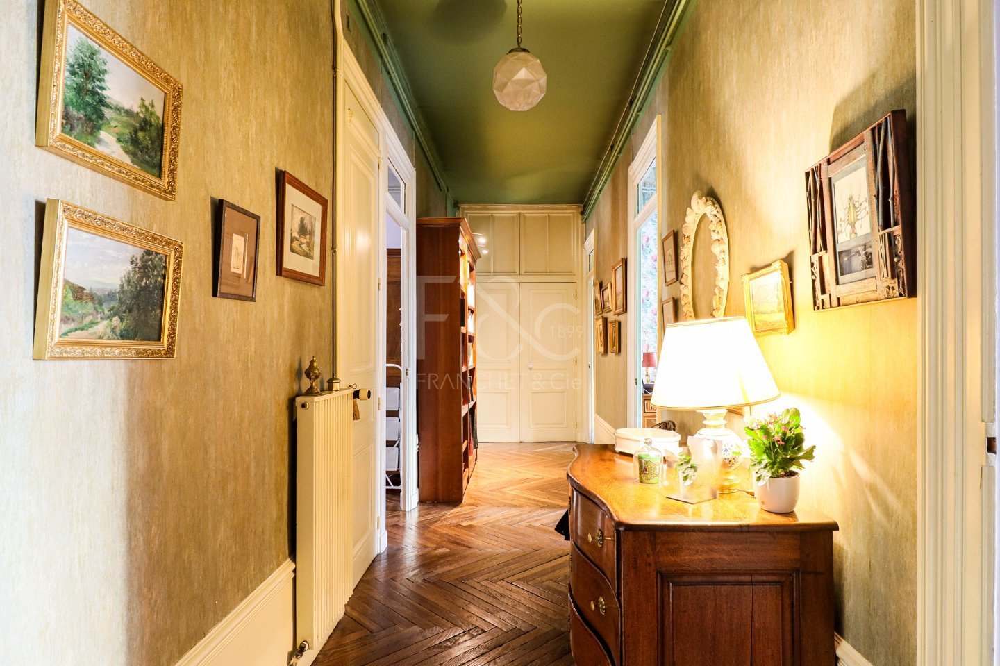 Appartement bourgeois familial de 135m�