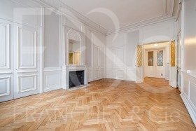 Appartement de Caractère à Lyon – 164 m² à Rénover, Idéal Habitation ou Bureaux