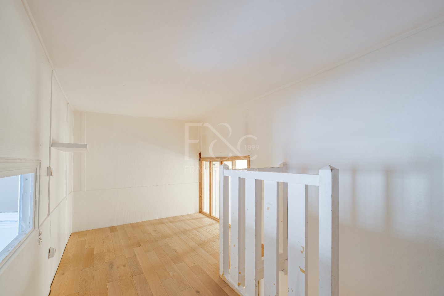 Appartement de Caractère à Lyon – 164 m² à Rénover, Idéal Habitation ou Bureaux