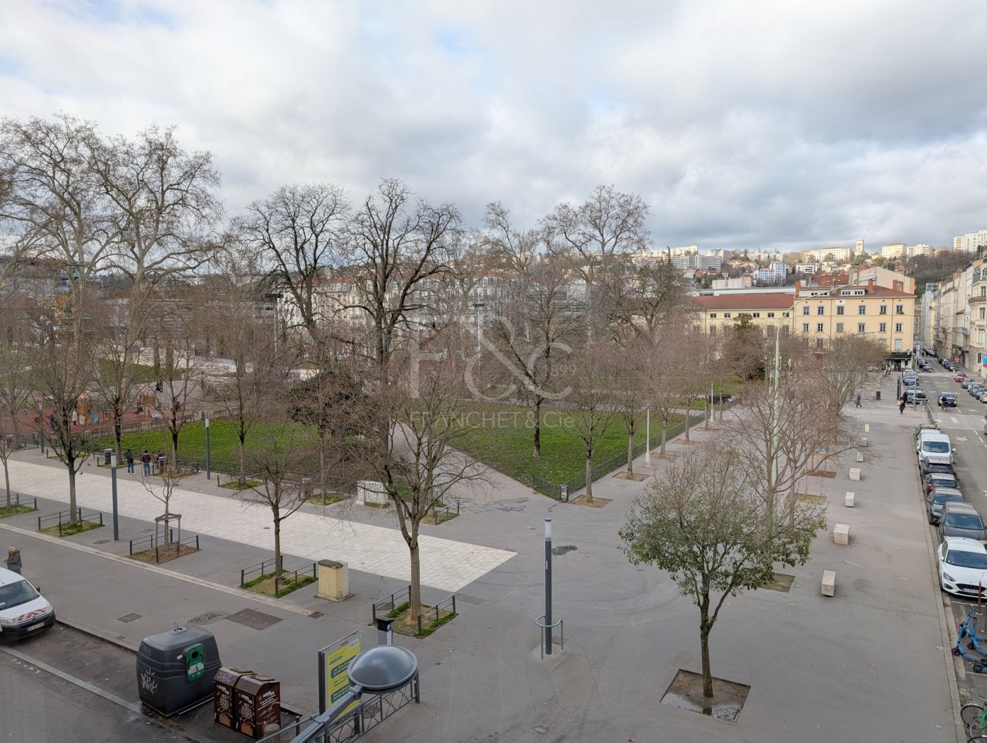 APPARTEMENT T6 A LOUER - LYON 2EME ARRONDISSEMENT - 180 m2 - 3�185�&euro; charges comprises par mois