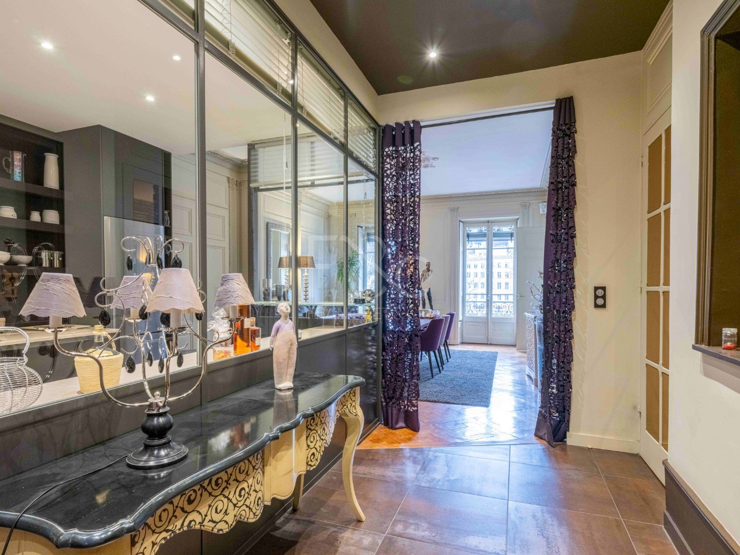 Lyon 2 - Appartement T6 -  Quai Tilsitt -Ainay� 204 m�