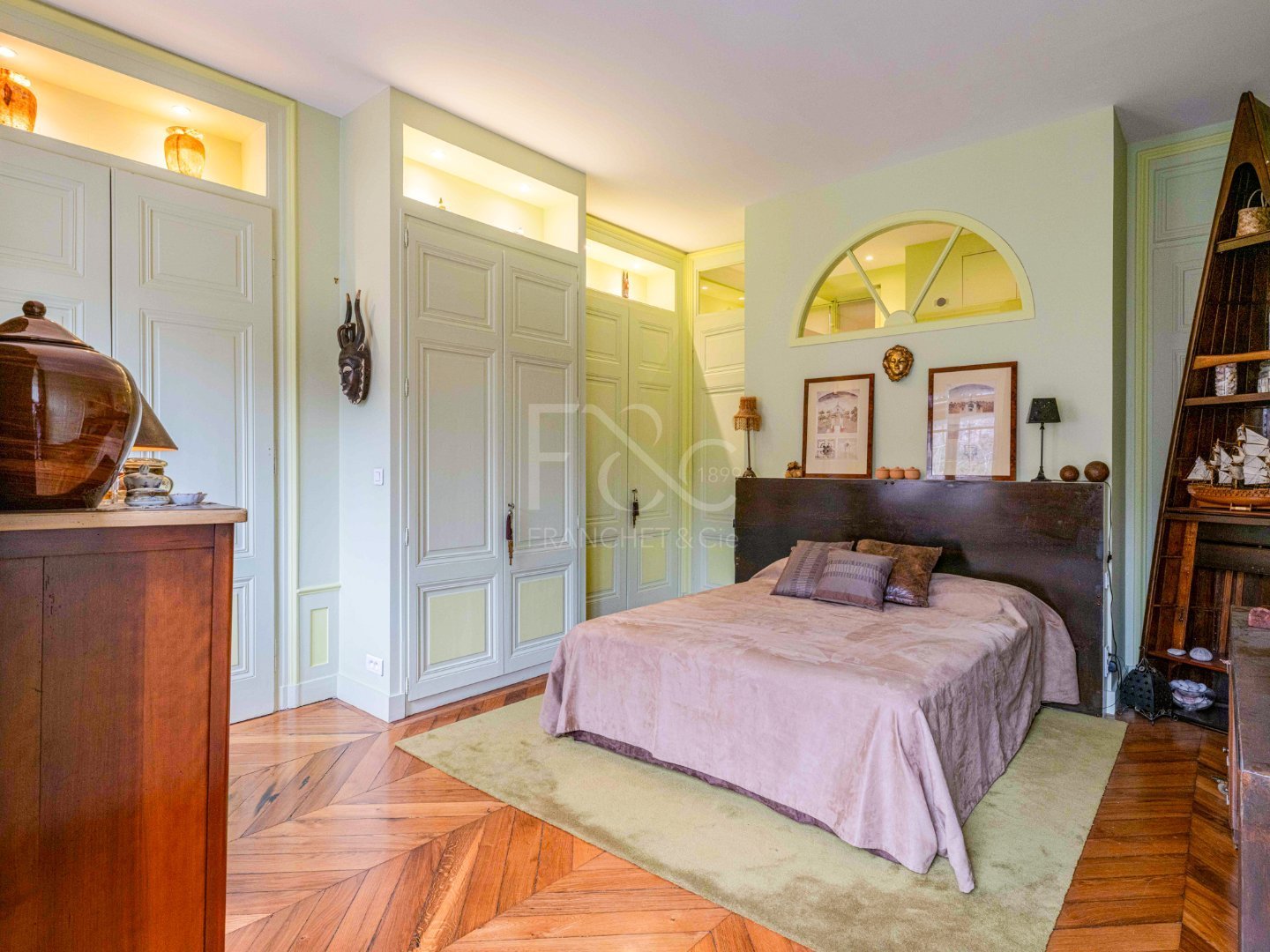 Lyon 2 - Appartement T6 -  Quai Tilsitt -Ainay� 204 m�